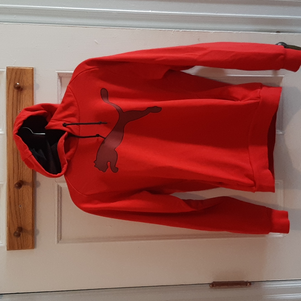 Puma size small Hoodie sweatshirt